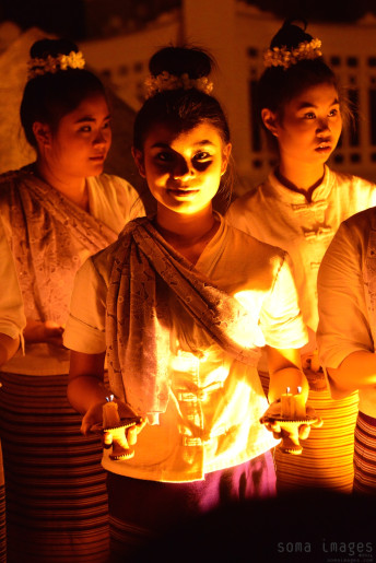 Candle bearers, Loy Krathong 2014 Chiang Mai, Thailand